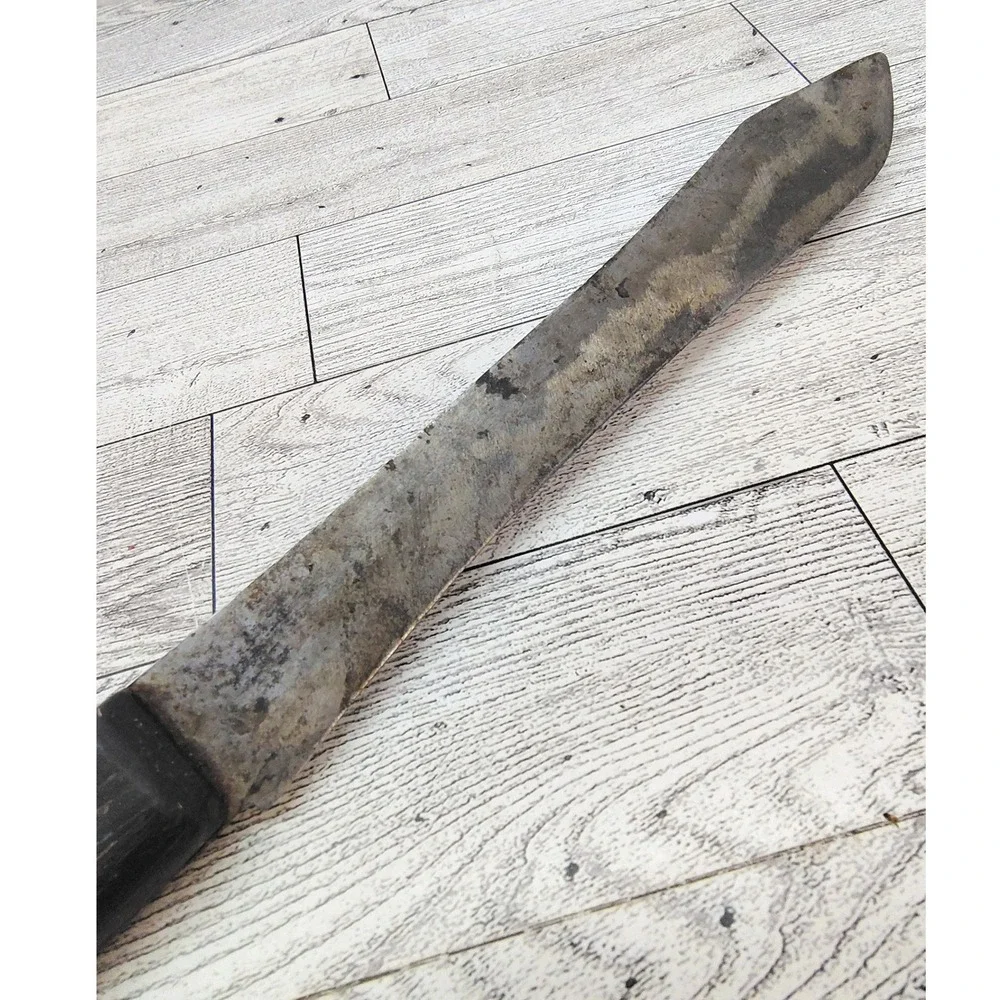 Vintage Kitchen Cleaver Butcher Knife Rustic Patina‎ Chef Unusual Shape Blade